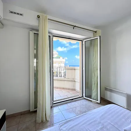 Apartamento 'le Victoria Beach' Vue Plein Centre, Spacieux